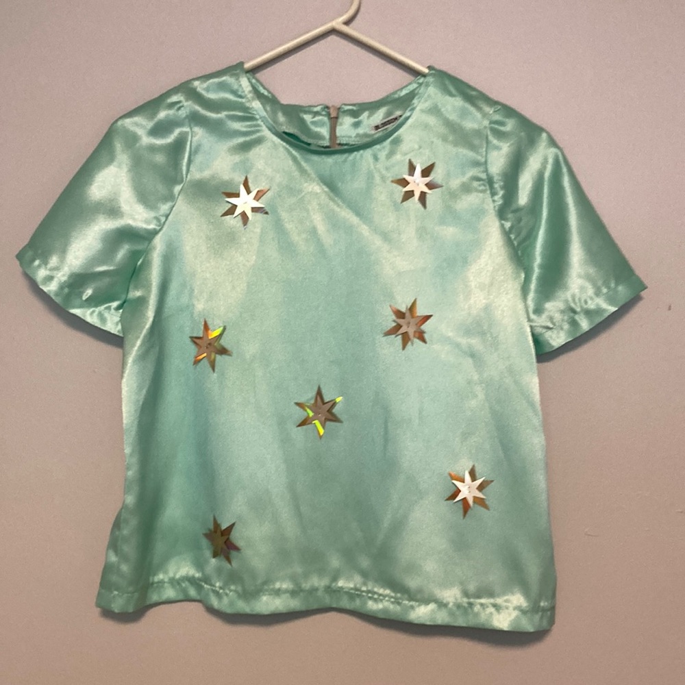 Sea foam Satin Tee with star sequins
